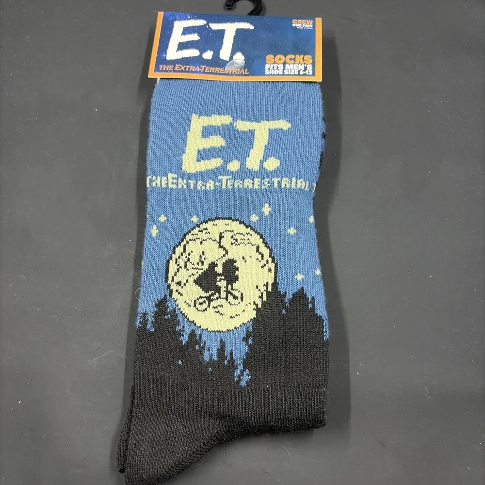 ET Movie Extra Terrestrial Men's Novelty Crew‎ Socks Fits Men's US 6-12